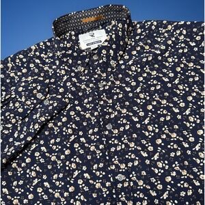 International Report Shirt Mens XL Blue Floral Button Down 4 Way Stretch